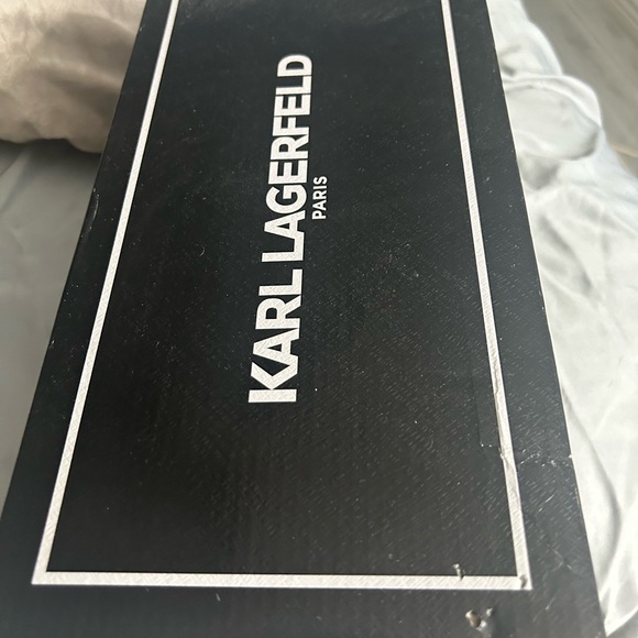 Karl Lagerfeld - Picture 8 of 10